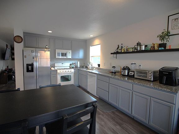 5th image of 2795 Liberty Ln