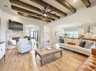 208 ENGLEWOOD LN, Castroville, TX 78009