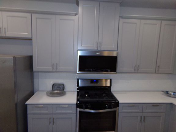 4th image of 1748 Redding St