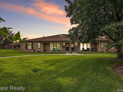 14935 Kent Ct, Shelby Township, MI, 48315