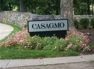 31 Casagmo Garage, Ridgefield, CT 06877