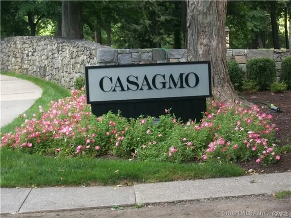 31 Casagmo Garage, Ridgefield, CT 06877