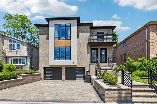 211 Warwick Ave #1 Photo 1