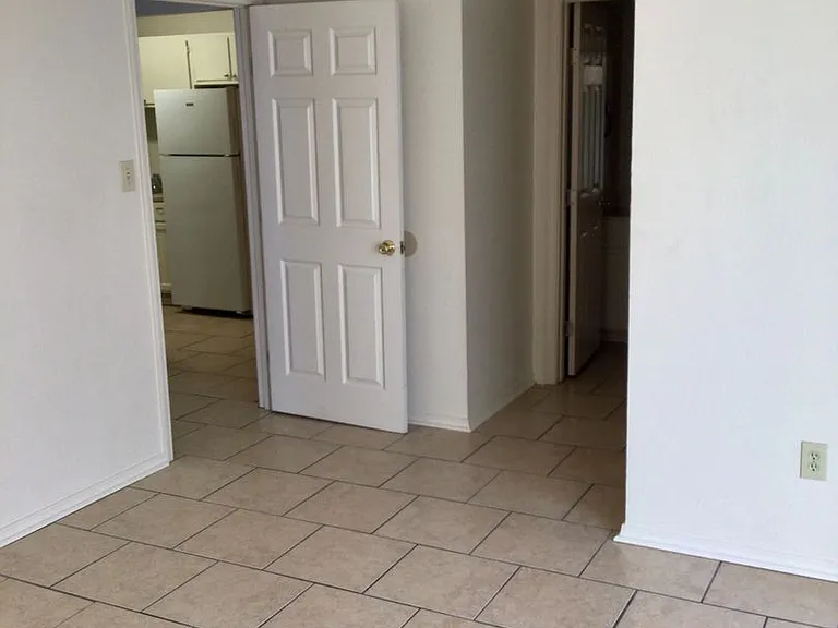 2647 Amanda Dr #A-D — Photo 12