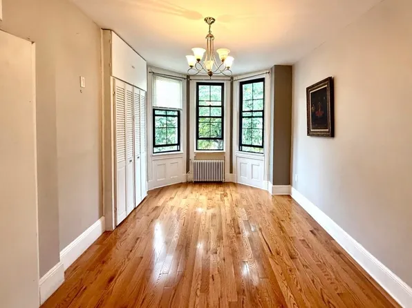 6607 Lincoln Place image 11 of 18