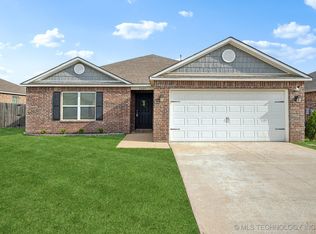 7409 E 160th Pl S, Bixby, OK 74008