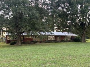 2612 Parks Crossrds Church Rd, Ramseur, NC 27316