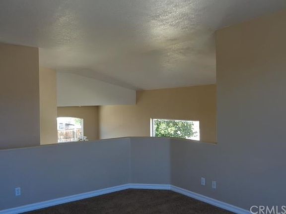 3rd image of 451 Winthrop Dr