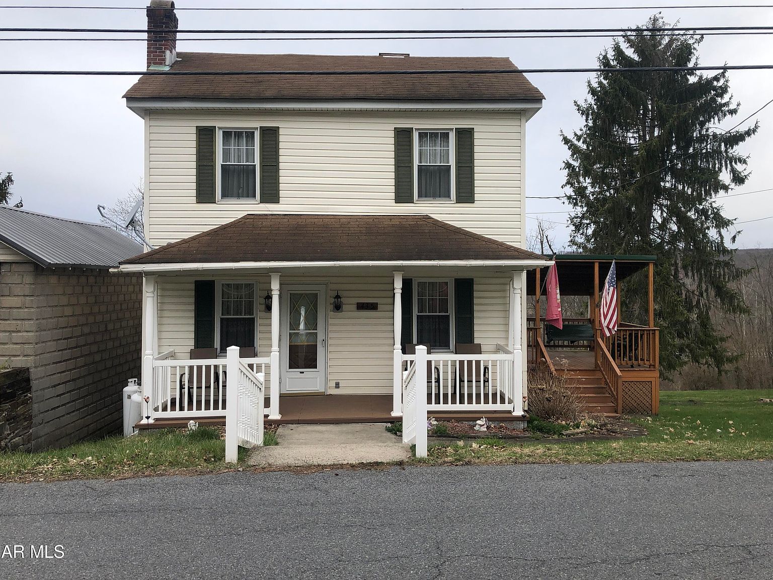 435 Main St, Manns Choice, PA 15550 Zillow