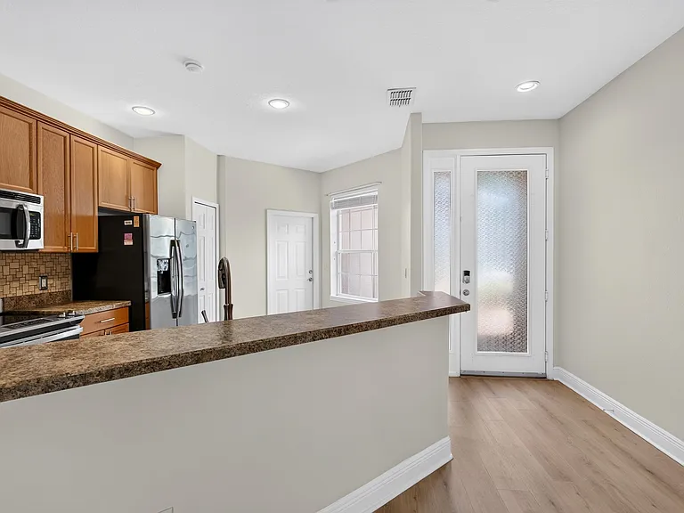 166 Sedona Cir — Photo 14
