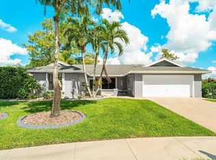 13612 Firewood Ct, Wellington, FL 33414