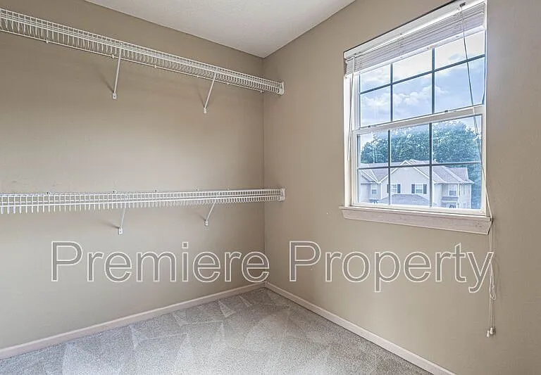 8119 N Elmwood Ave — Photo 13
