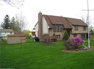 587 Murdock Ave, Meriden, CT 06450