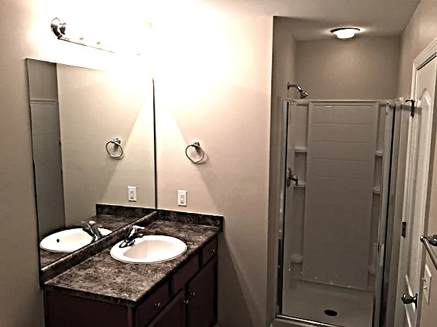 1523 Bradley Blvd — Photo 8