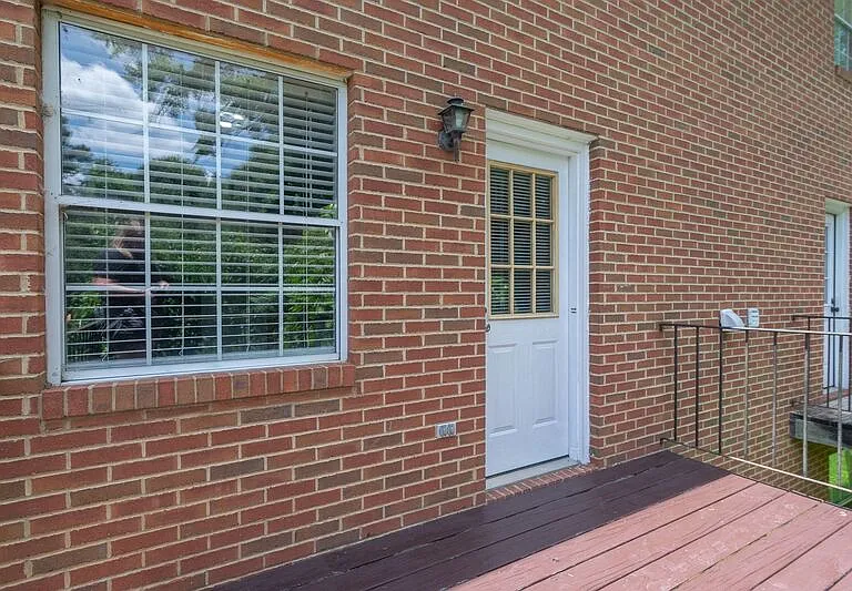2165 S Milledge Ave #F8 — Photo 20