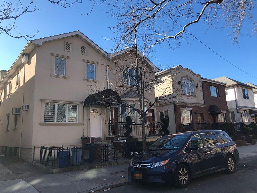2nd image of 1836 58th St