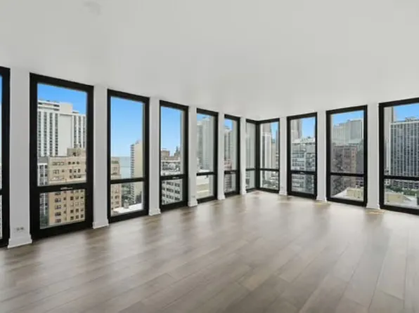 1 E Scott St, Chicago, IL