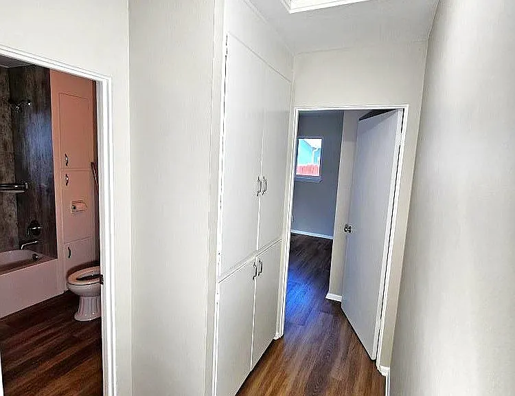 2600 W Jefferson St — Photo 13