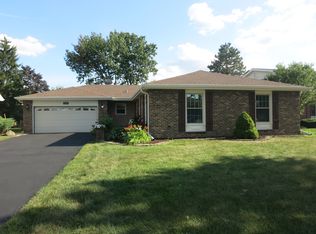 1115 W Compton Point, Addison, IL 60101