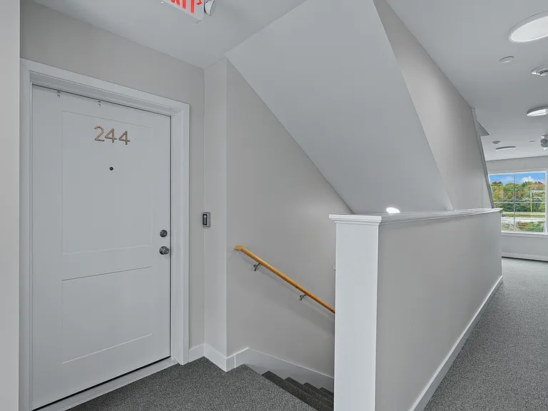28 Hackamore Ave — Photo 24