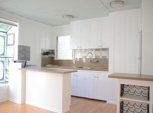421 30th St #A, Hermosa Beach, CA 90254
