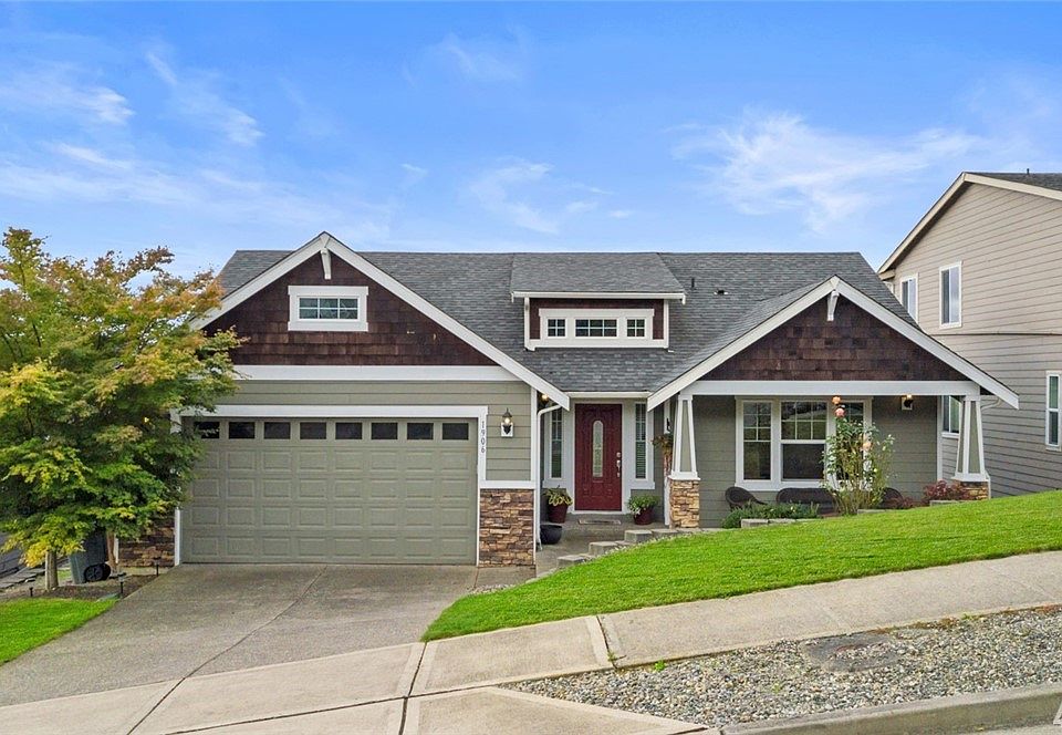 1st image of 1906 63rd Ave NE