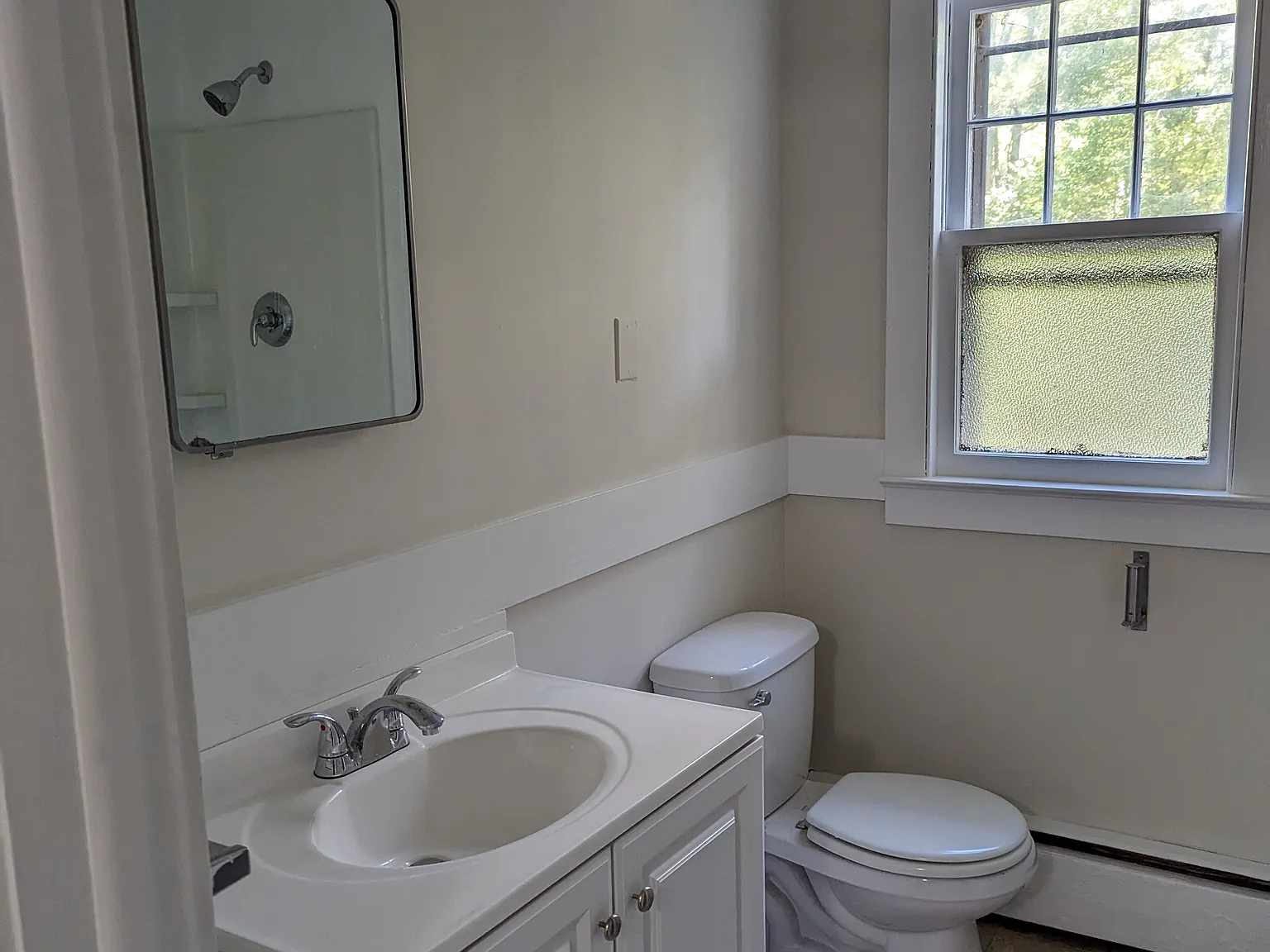 480 Maupas Rd — Photo 3