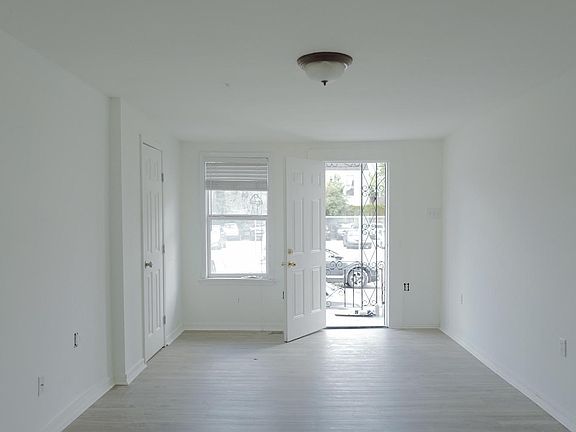 2nd image of 1315 N Roman St #B
