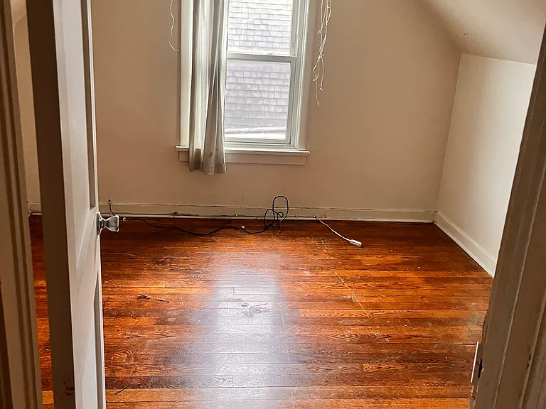 4619 Center Ave — Photo 6