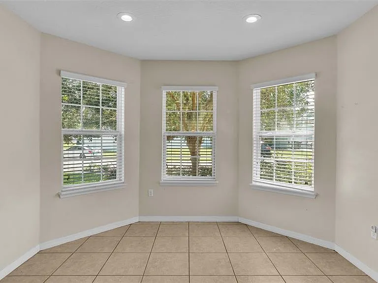 6838 Glenbrook Dr — Photo 10