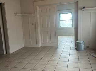923 Searchlight Ave #1B, Stockton, CA 95205