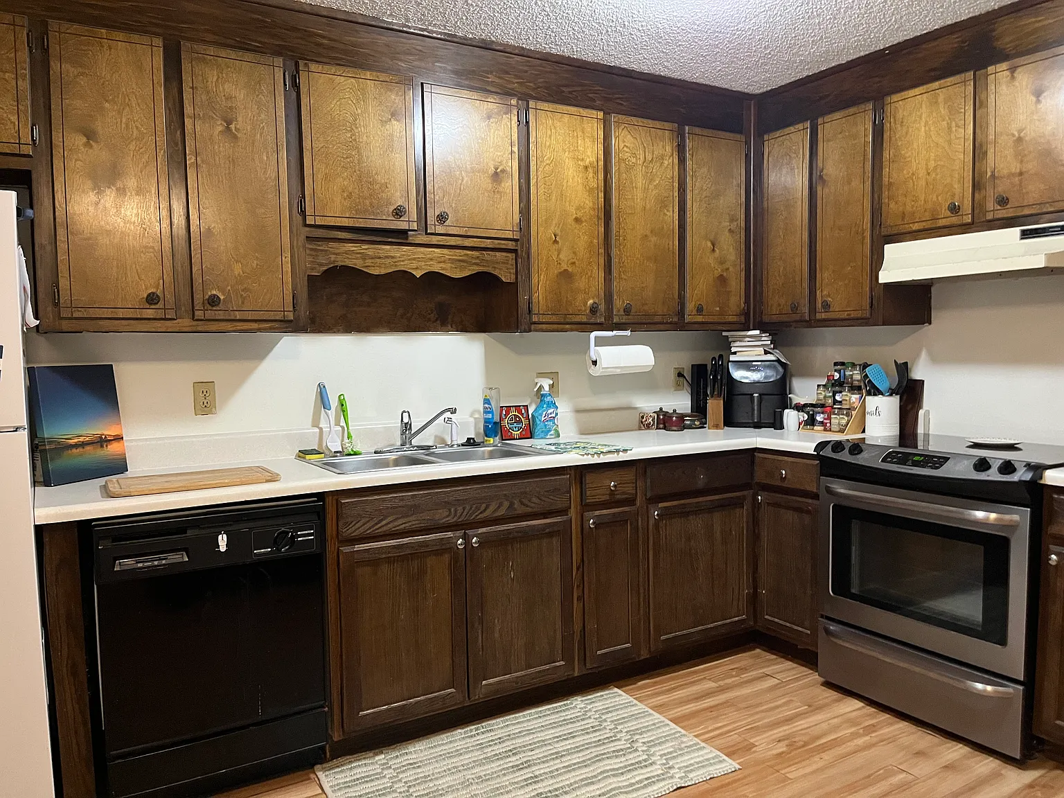 2 bed, 990 sqft, $1,400 — Photo 2