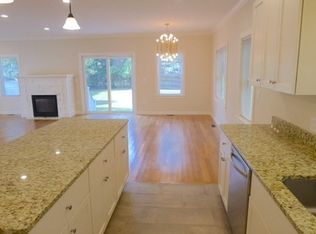 297-299 Cabot St #A, Newtonville, MA 02460