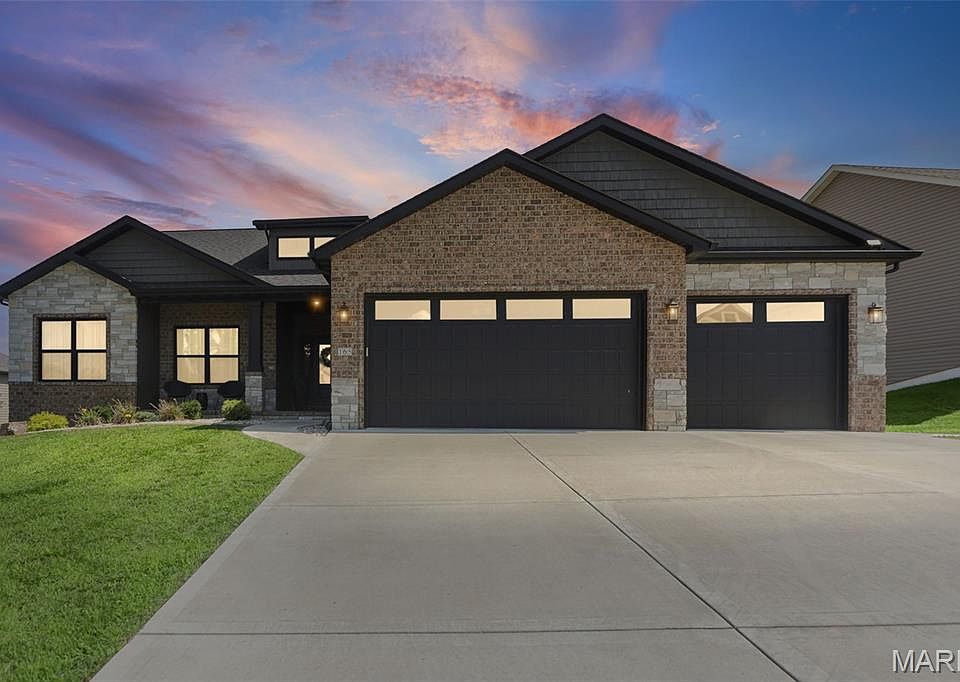 1st image of 165 Stonebridge Bluff Dr