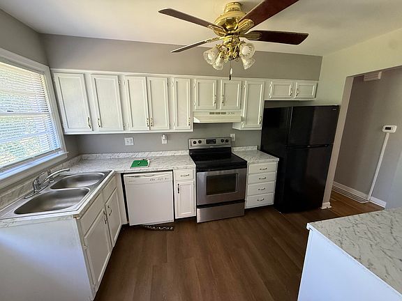 4th image of 2052 Saint Christopher Dr