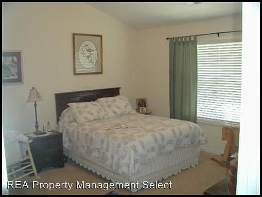 4th image of 3704 Eliza Pointe Way