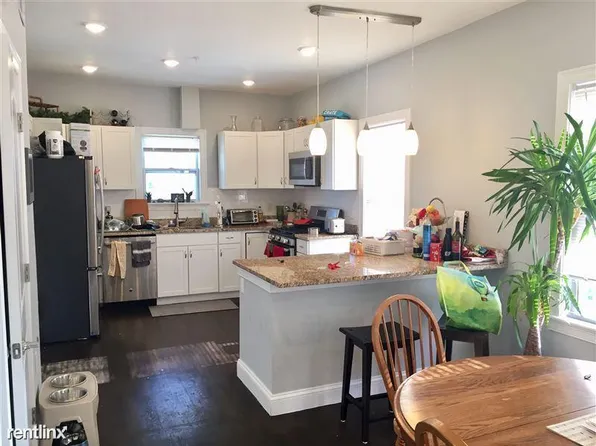 35-50 Saint Paul St.