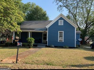 238 Holly St, Social Circle, GA 30025