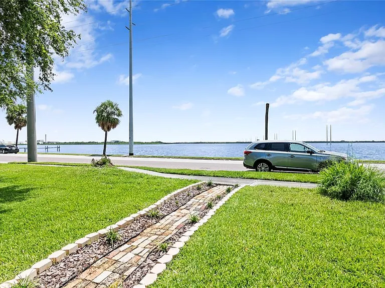 1305 S Bermuda Blvd #A — Photo 6