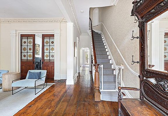 3rd image of 167 Warren St #1