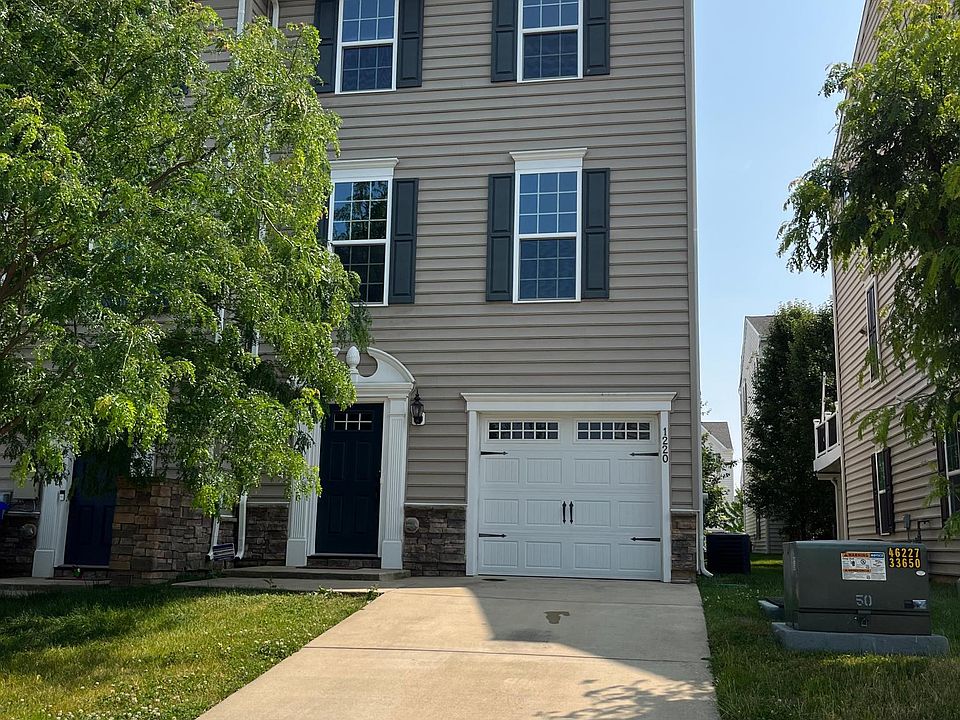 1st image of 1220 Carrick Ct