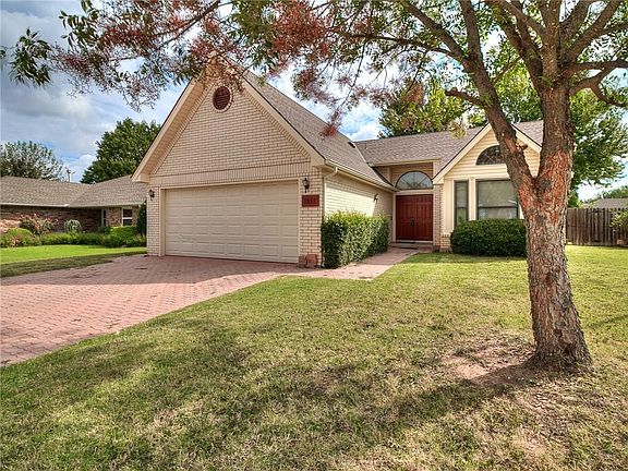 3rd image of 1517 Wilderness Dr