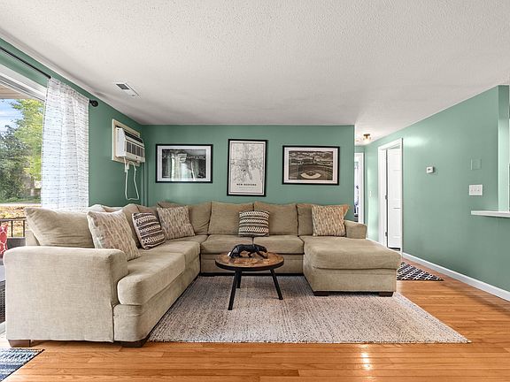 5th image of 1261 Church St APT 31