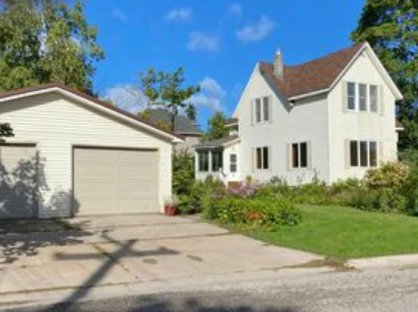 1300 Davitt St, Sault Sainte Marie, MI 49783