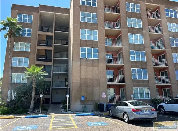 120 Padre Blvd #510 — Photo 5