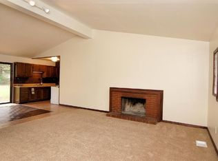 9872 Winton Rd, Cincinnati, OH 45231