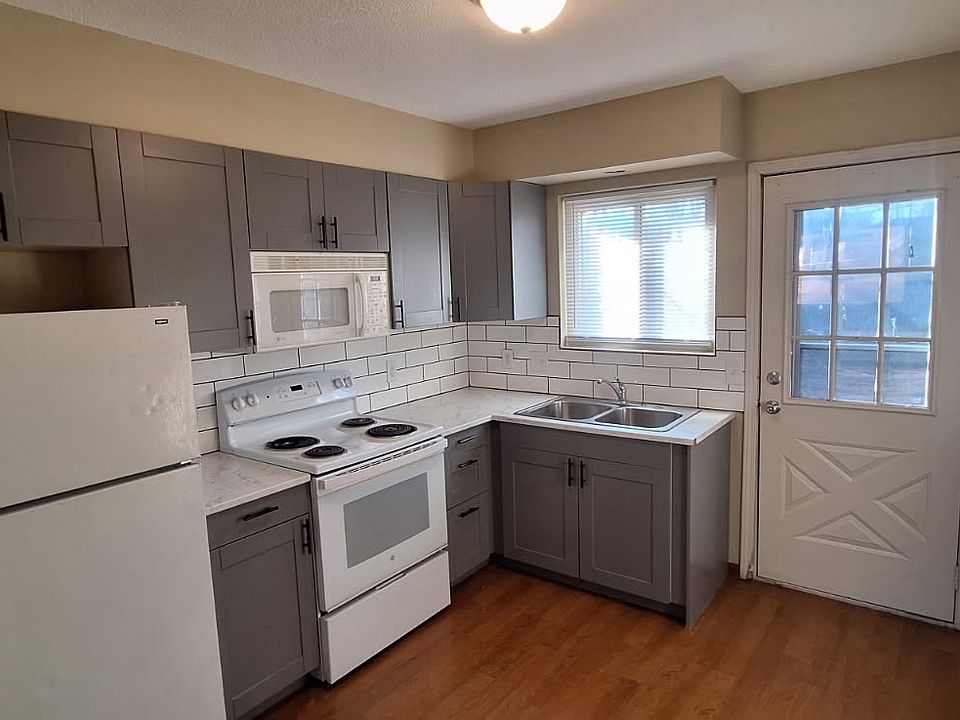 1st image of 506 NE Independence Ave APT B