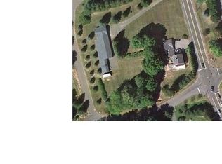 55 W Avon Rd, Avon, CT 06001