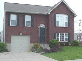 1527 Clovernook Dr, Elsmere, KY 41018