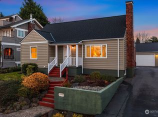 4048 55th Ave SW, Seattle, WA 98116